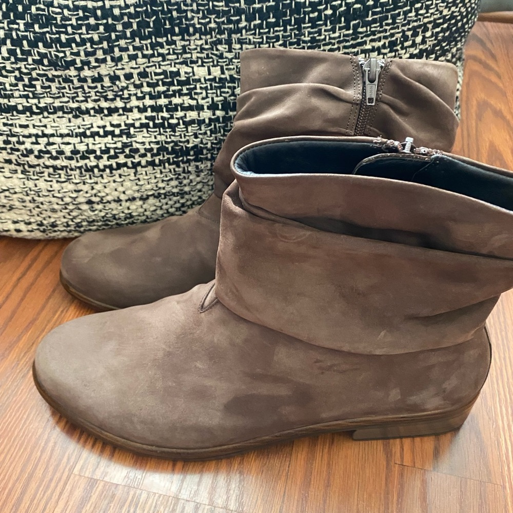 NAOT Bristoe Booties NWOB